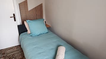 Klassieke kamer, 1 twee- of 2 eenpersoonsbedden | Een bureau, gratis wifi