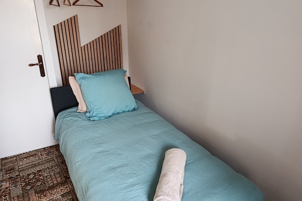 Camera Classic con letto matrimoniale o 2 letti singoli | Una scrivania, Wi-Fi gratuito