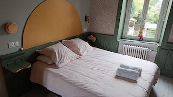 Chambre Quadruple Classique | Bureau, Wi-Fi gratuit