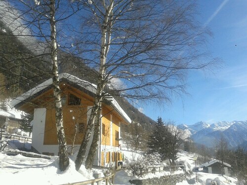 CUCOL HUT