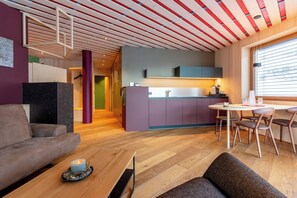 Deluxe Suite, Balcony, Mountain View
