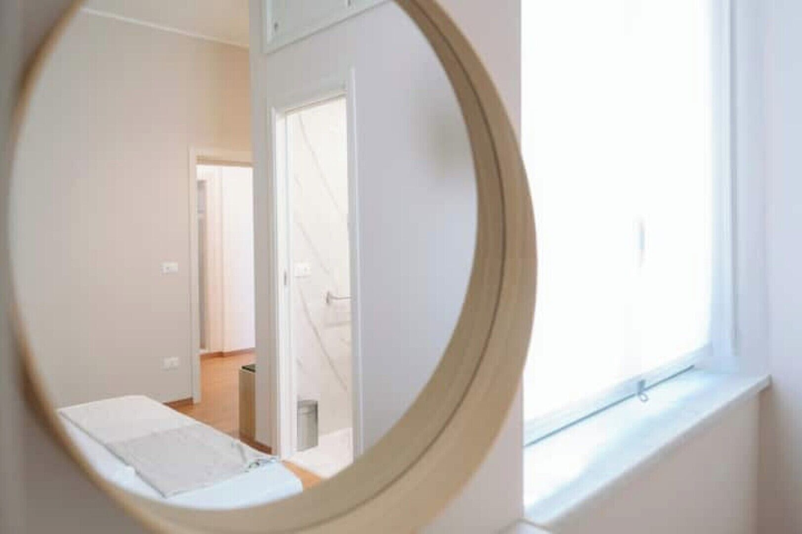 Dutxa, assecador de cabells, bidet i tovalloles 