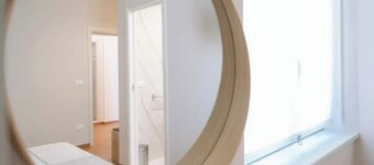 Calabreeze. Modern apartment with city center view