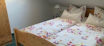 Vacation apartment at the Weinhof | In the middle of the vineyards and close to the city