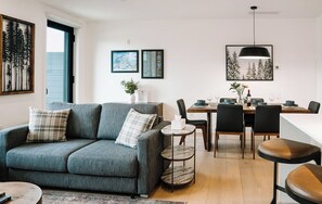 TV - Escape to Apres Hideaway, a spacious Revelstoke townhome with modern amenities and cozy living spaces (Revelstoke)