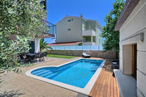 Villa Palm Garden - Private, Pool and Barbecue