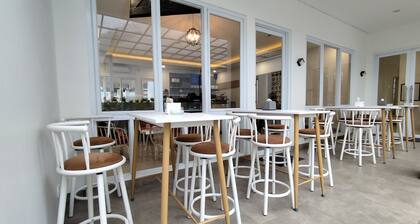 Andaris Boutique Hotel