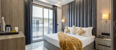 Minibar, in-room safe, desk, laptop workspace