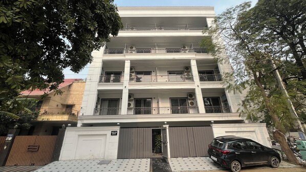 Exterior - Saltstayz Residences Sector 45 (Haryana)