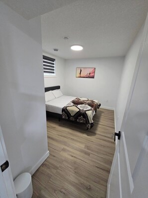 House, 2 Bedrooms | 2 bedrooms - Home in Chestermere Clearwater Community (Chestermere)