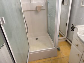 Toilet paper - Cape Horn apartment with harbor view (Courseulles-sur-Mer)