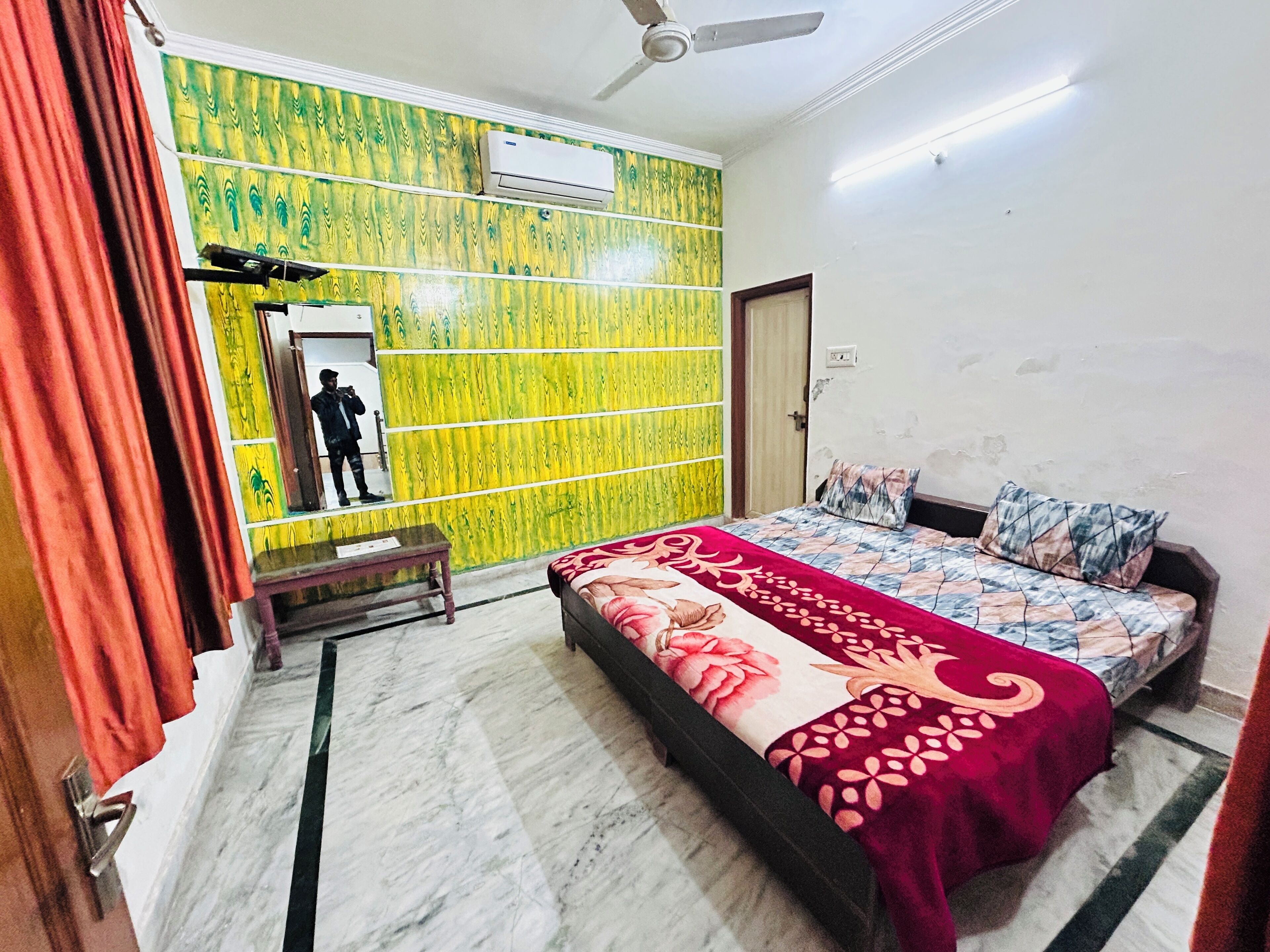 9 bedrooms, Internet