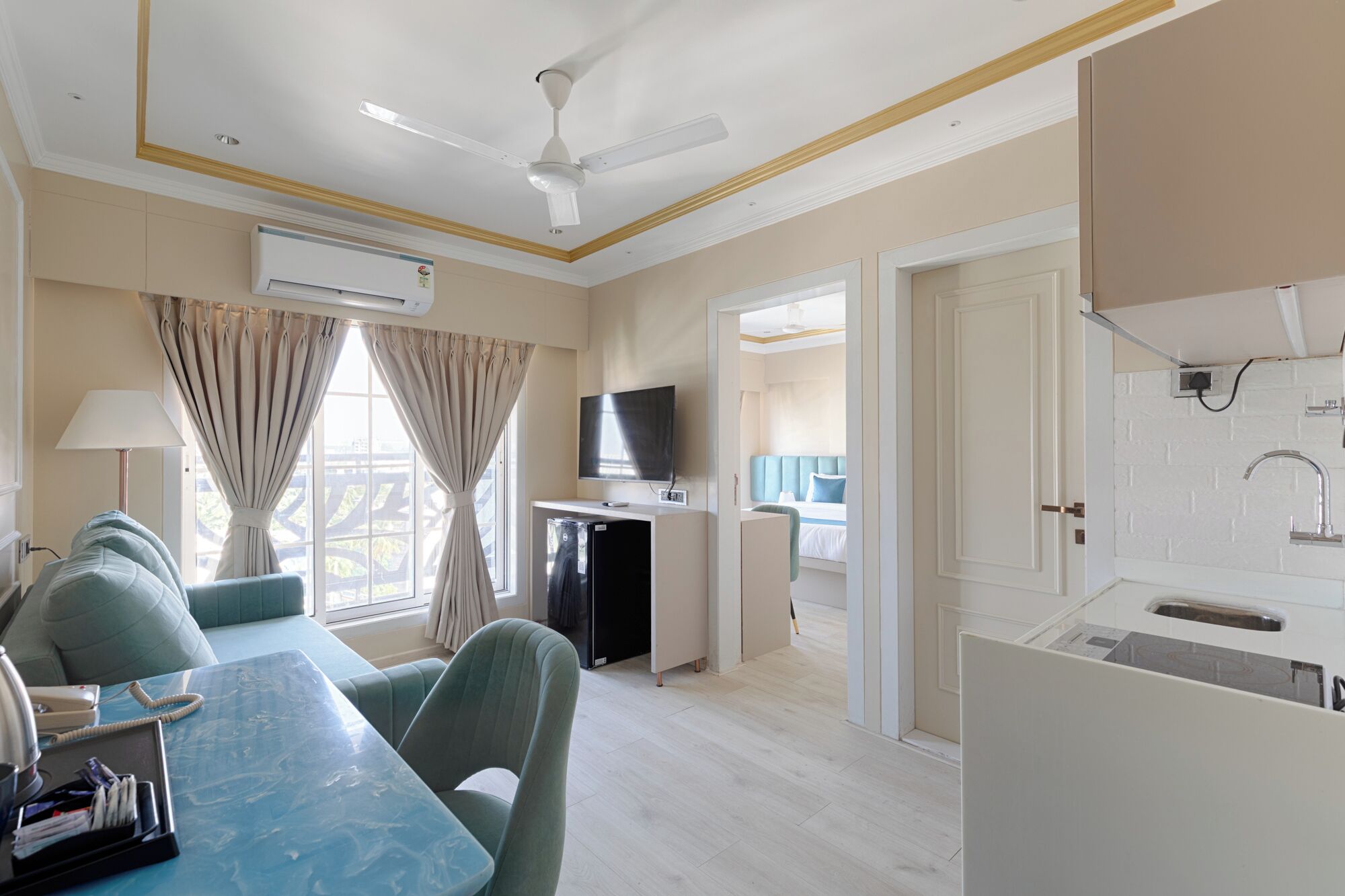 Studio Superior, pemandangan kota | Interior