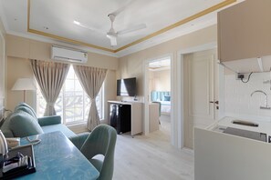 Studio Superior, pemandangan kota | Interior