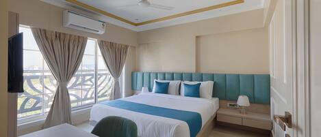 Superior Studio, City View | City view