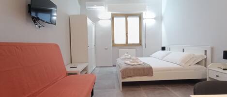 2 bedrooms, Internet, bed sheets