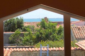 Interior - La Venelle de Cali - Large Home with 3 Separate Units (Île-d'Aix)