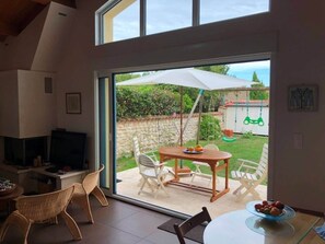 Interior - La Venelle de Cali - Large Home with 3 Separate Units (Île-d'Aix)
