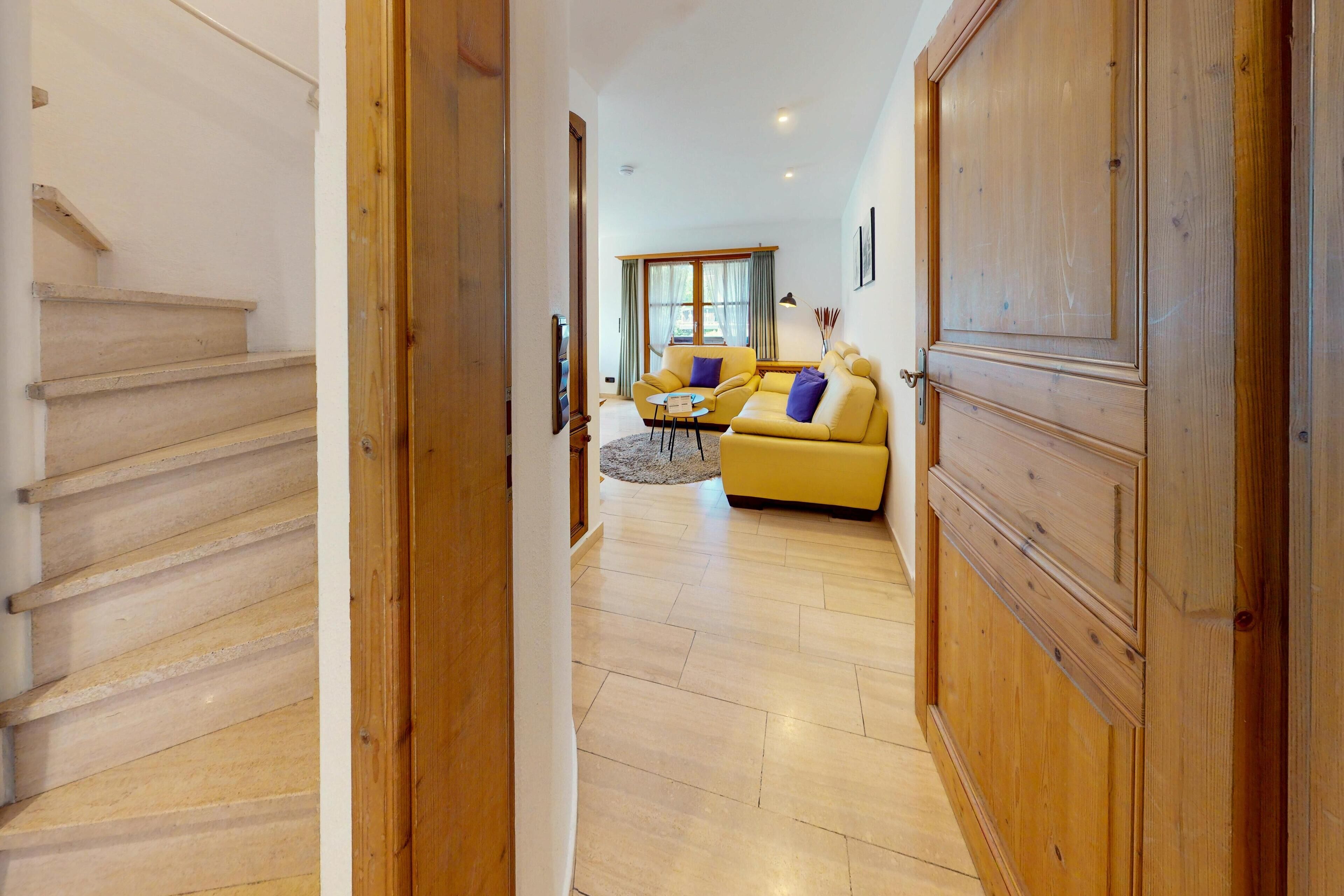 Alpine Comfort On Two Floors - Cozy Vacation Apartment With Three Balconies - Grainau