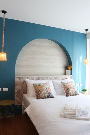 Desk, blackout curtains, soundproofing, iron/ironing board - J The Park Condotel (Hat Yai)