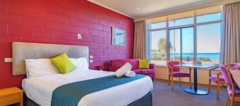 ザ ビーチ ホテル ワイアラ