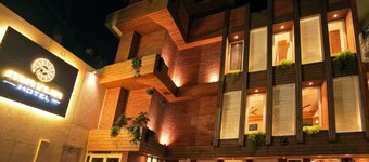 Mayur Hotel Bar & Restaurant solan