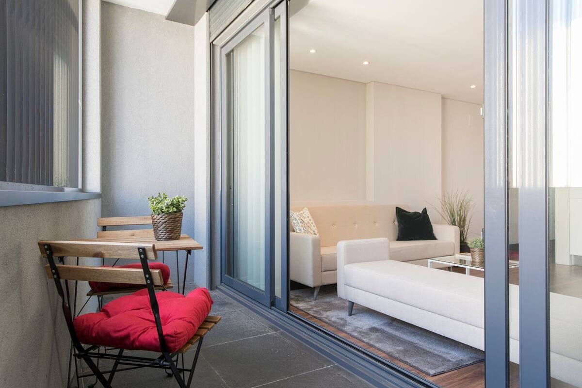 Apartment (One-Bedroom Apartment with Balcony)