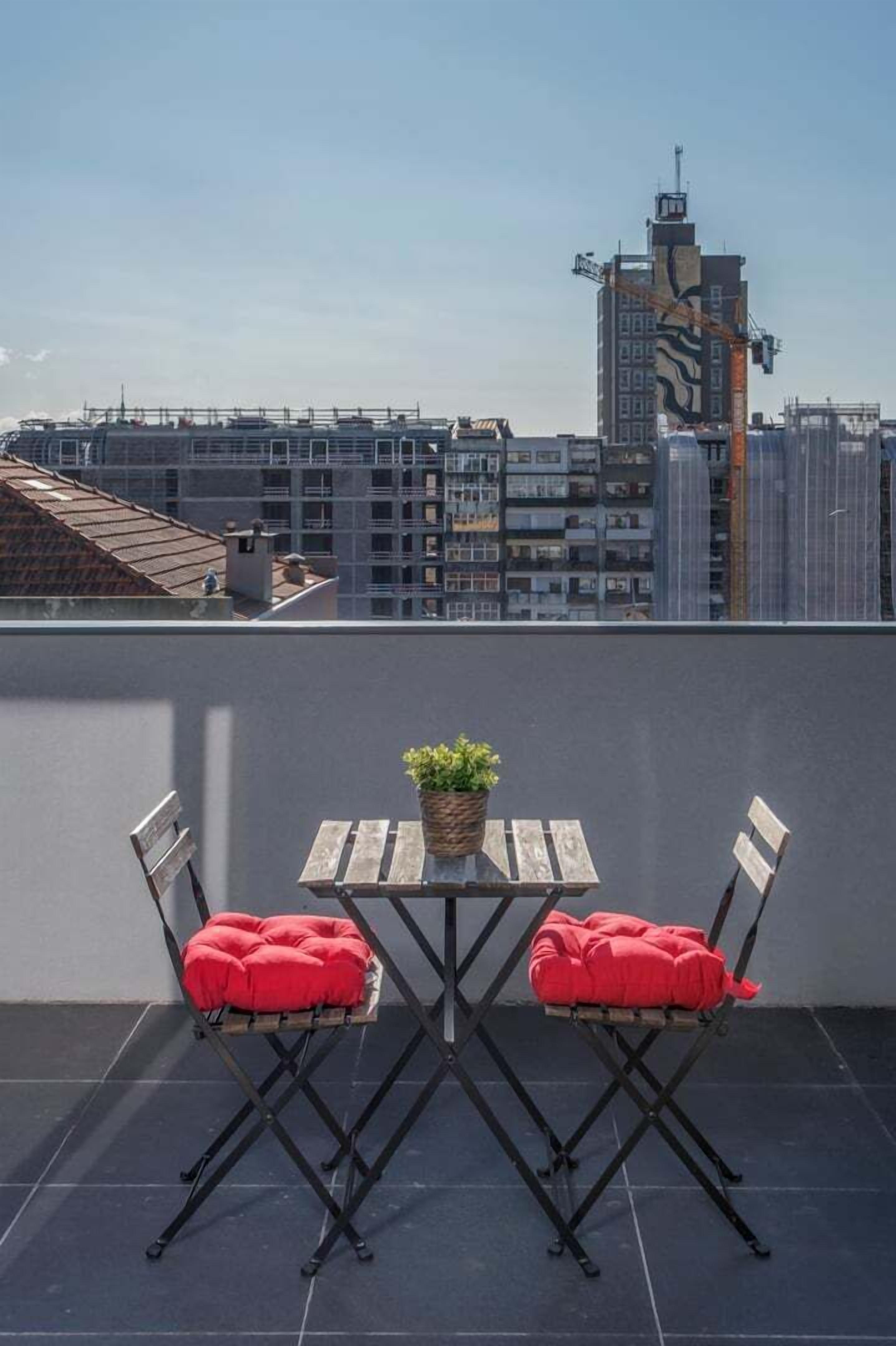 Apartment (One-Bedroom Apartment with Terrace)
