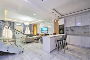 Economy-Apartment, Balkon, Stadtblick | Innenbereich