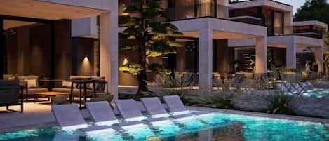 6 piscinas al aire libre, sombrillas