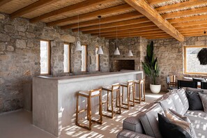 Interior - Villa Aspasia, pool & jacuzzi - My Rental Homes (Mykonos)