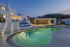 Pool - Villa Nikolas, pool and jacuzzi - My Rental Homes (Mykonos)