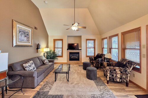 3BR Condo |  Bayfield Lake Views