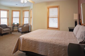 Iron/ironing board, free WiFi, bed sheets - 3BR Condo |  Bayfield Lake Views (Bayfield)