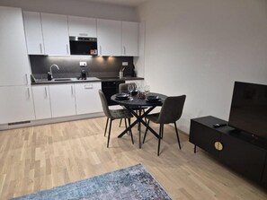 Dining - Smichov Luxury apartments (Prague 5)