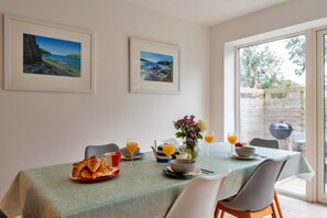 House | Dining - Townhouse in Newquay Near Towan Beach (Newquay)