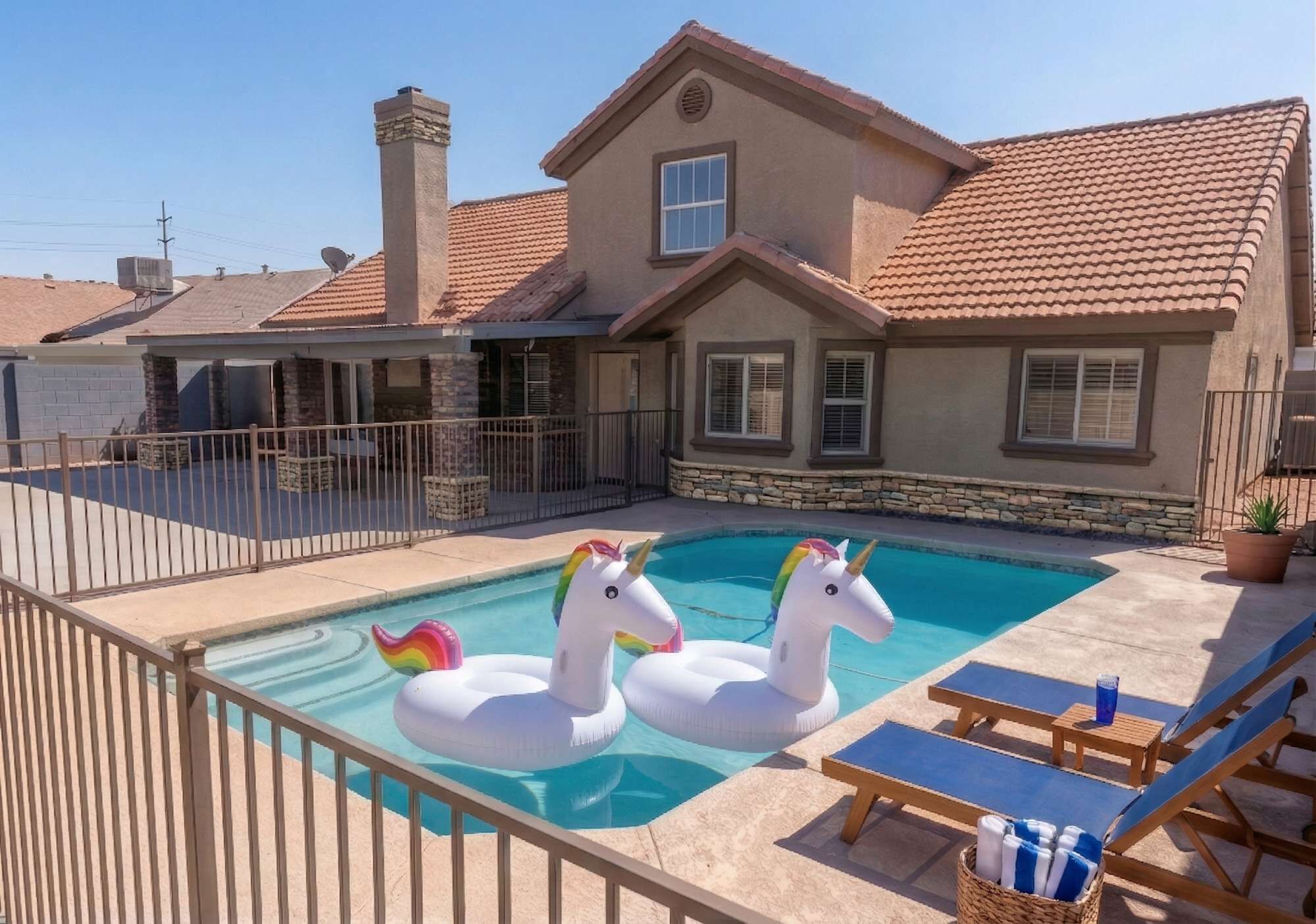 Et oppvarmet basseng