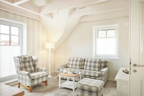 TV, stereo - New build: Havn Homes apartment 7 with sauna barrel and balcony (Büsum)