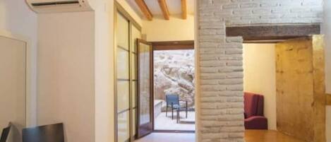 1 camera, ferro/asse da stiro, accesso a Internet, lenzuola