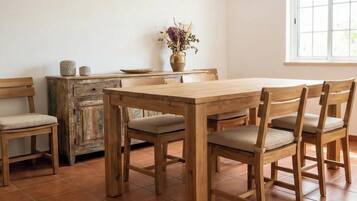 Departamento, vista al mar | Restaurantes