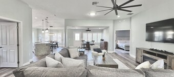 Twilight Mist - 3/2 in The Village of Poinciana