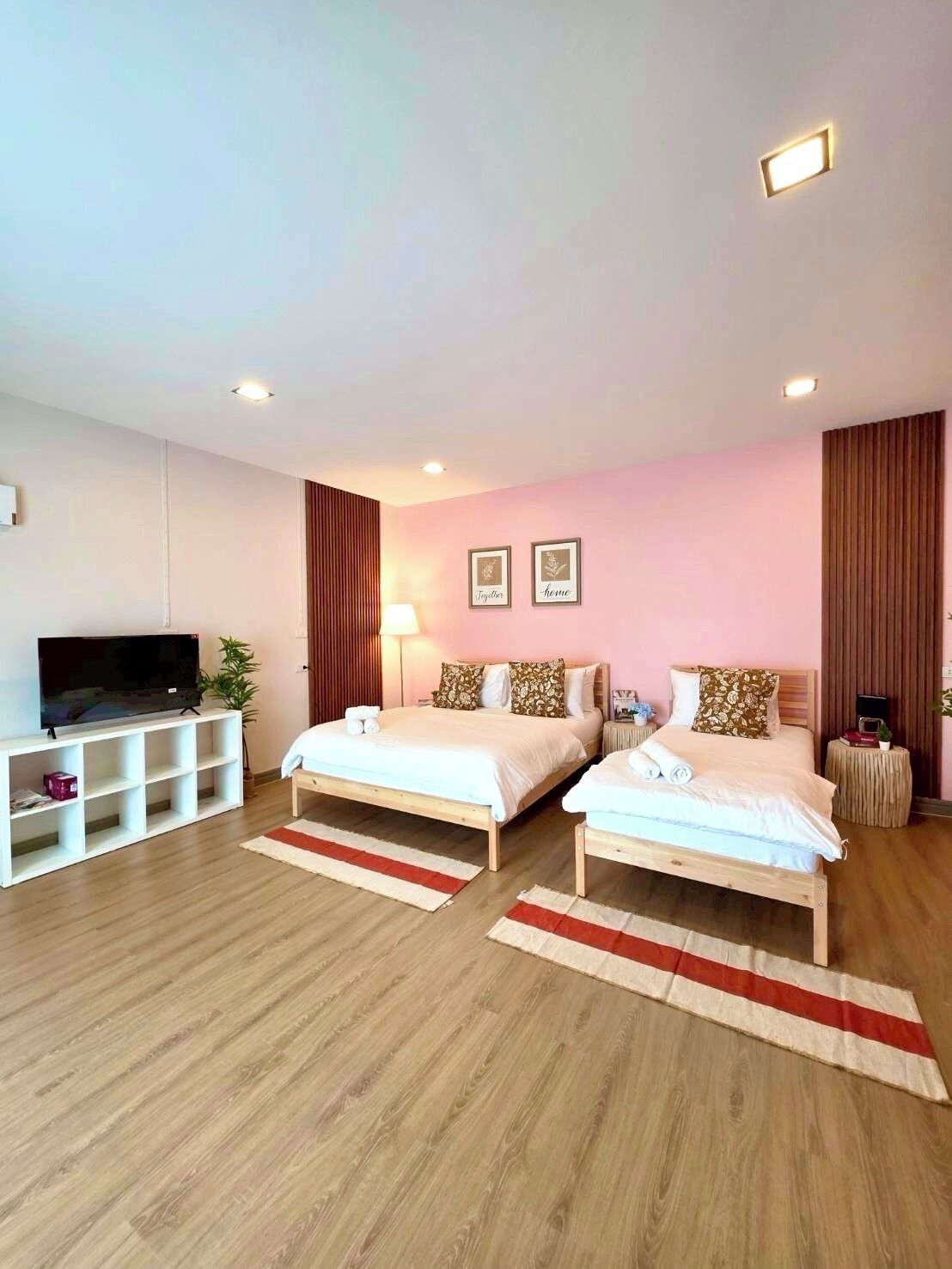 Superior Triple Room | Escritorio y wifi gratis 