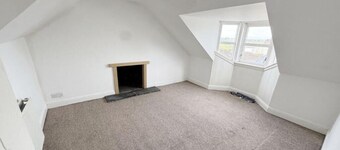 Spacious 4-Bedroom Lochmaben Home – Sleeps 10, Perfect for Families & Friends