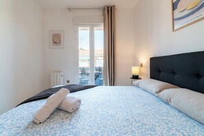 Appartement Confort, fumeurs, cuisine | Fer et planche à repasser