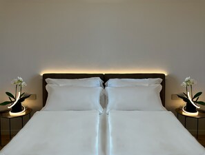 4 habitaciones, tabla de planchar con plancha, wifi y ropa de cama 