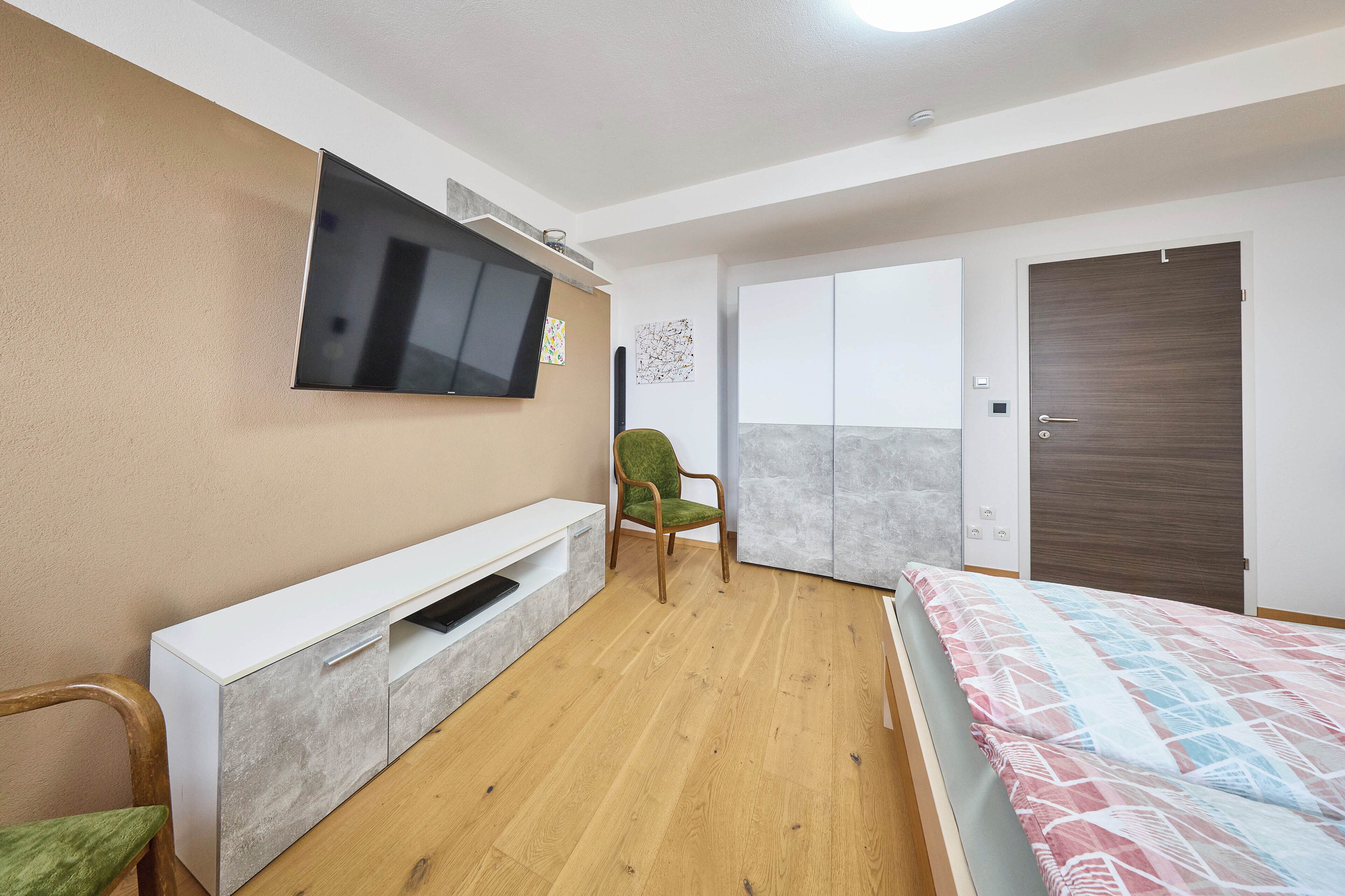 Appartement Confort, 2 chambres, animaux de compagnie acceptés, vue montagne