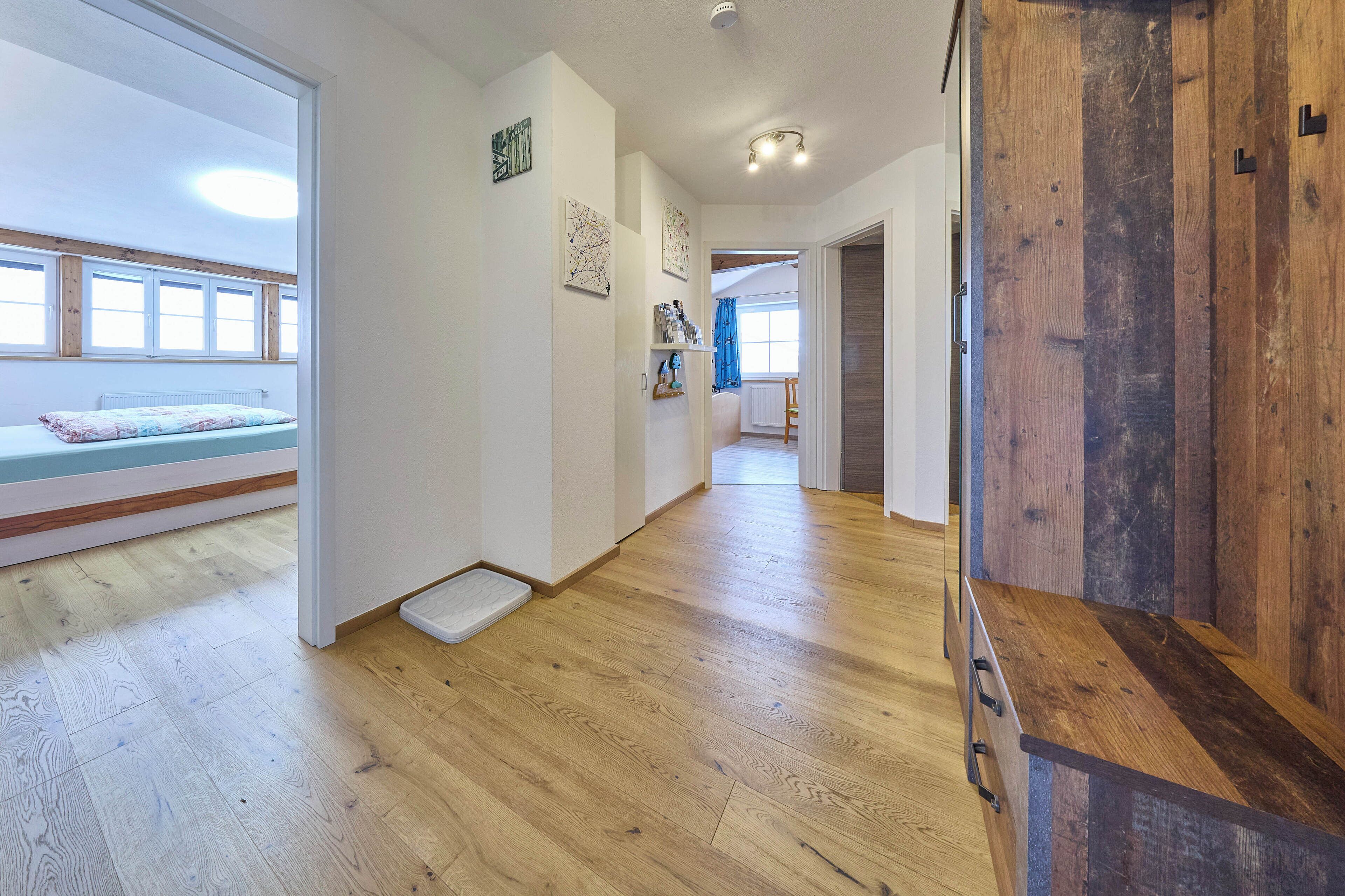 Comfort Apartment, 2 Bedrooms, Pets Allowed, Mountain View