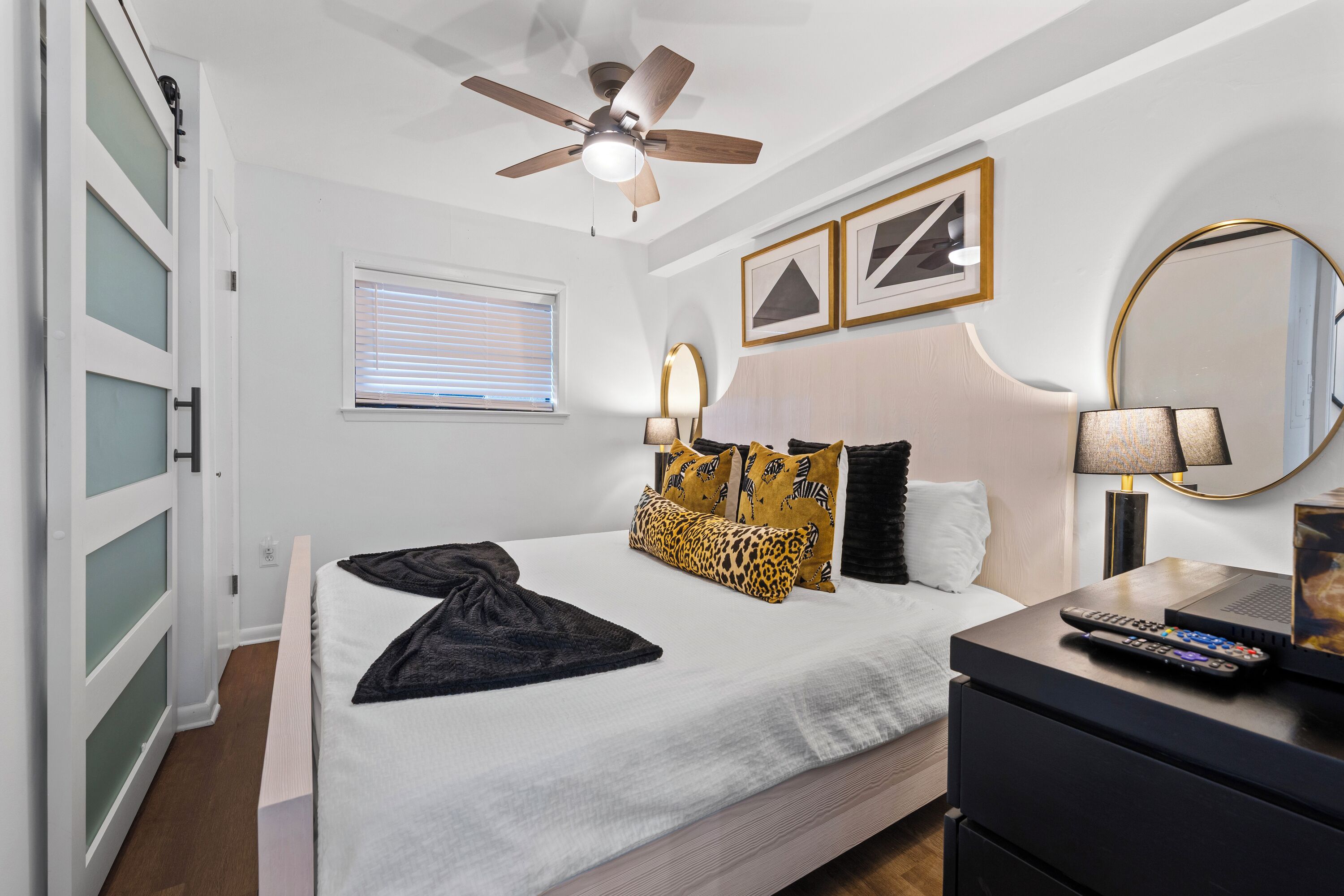 Signature Condo, 1 Bedroom, Beach View, Beachfront | Individually decorated, individually furnished, iron/ironing board