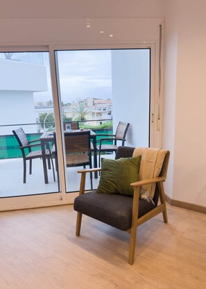 Interior - 106 - Beachside Renovated 1BR apt (Cambrils)
