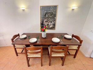 Dining - D1MORA Castello: a PET FRIENDLY corner of peace with shared pool (Gardone Riviera)
